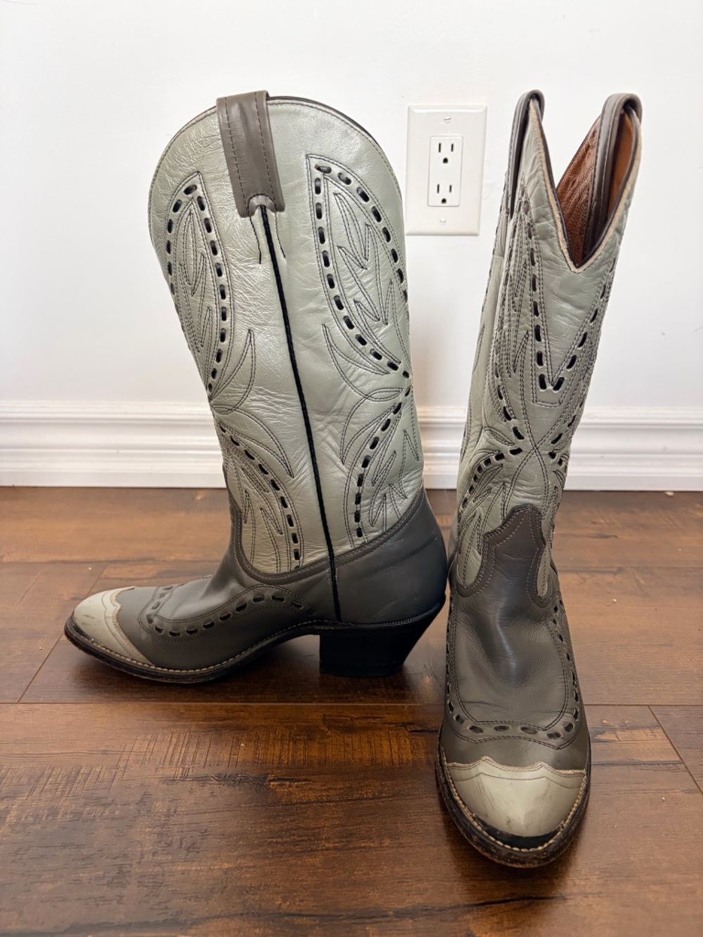 Boulet Leather Women’s Western Cowboy Boots - Made in Canada - Size 8